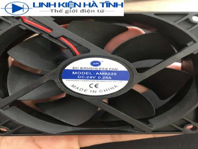 Quạt 24V loại nhỏ 9x9x2,5cm khung nhựa tốt Quạt 24V loại nhỏ 9x9x2,5cm khung nhựa tốt